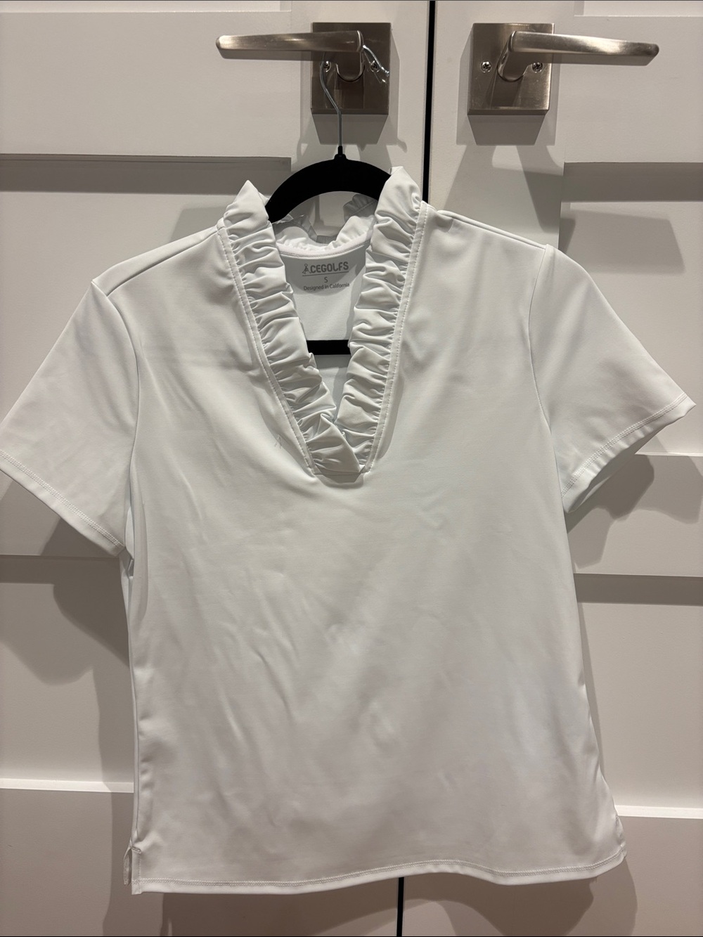 Acegolfs Alegria White Short-Sleeve Ruffle V-Neck Top